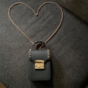 *Brand new* Crossbody clutch available for p/u or del w/fee near metro Detroit